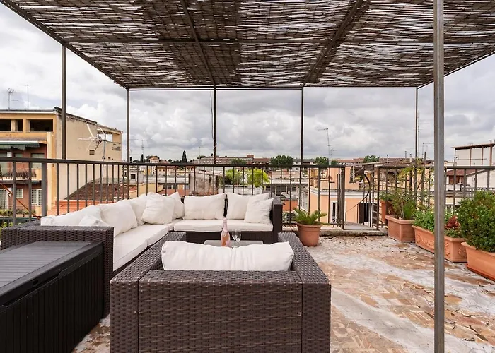 Apartment Penthouse La Casa Di Vale Rom